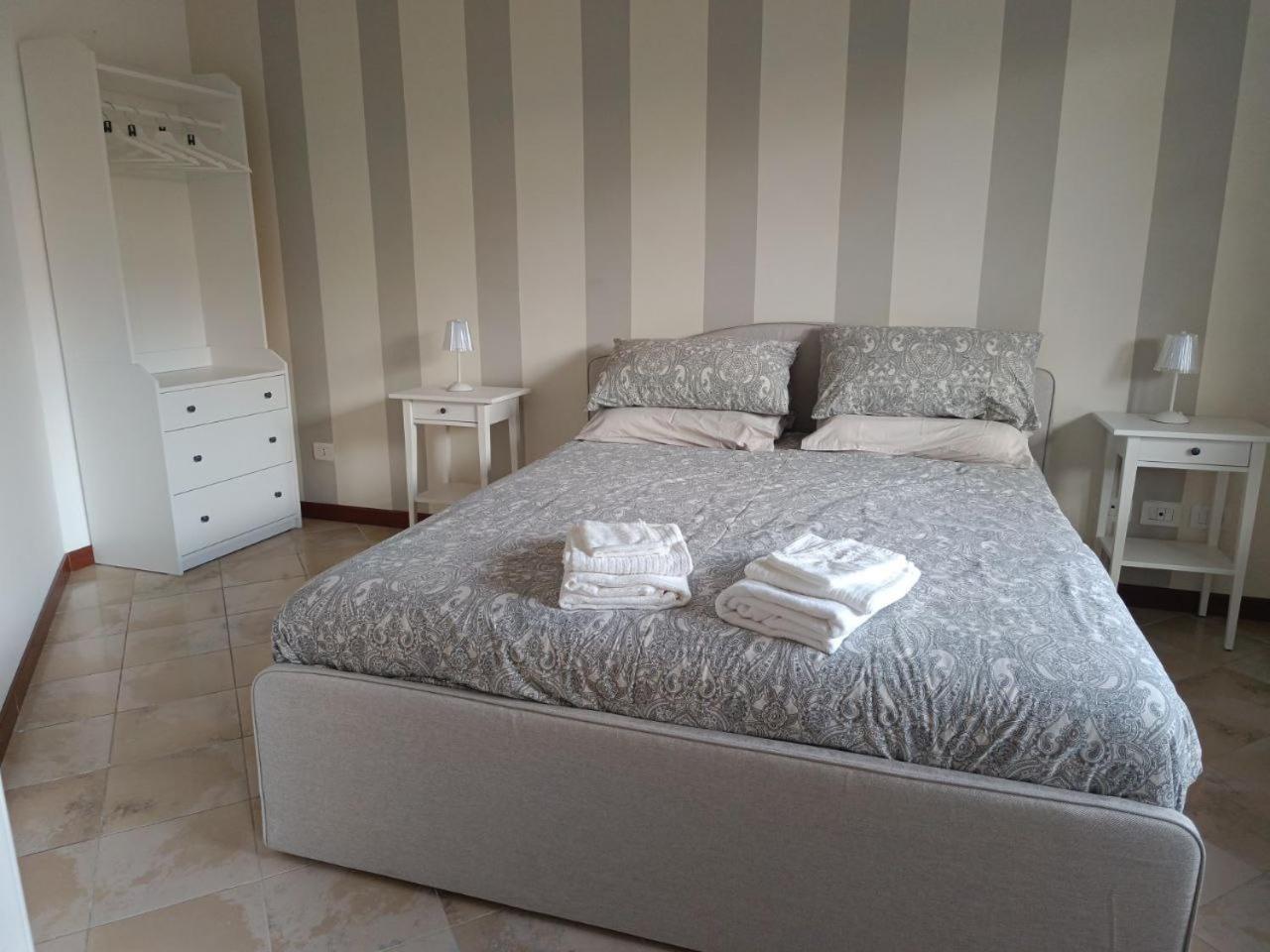 Facile Vacanze Romane מראה חיצוני תמונה